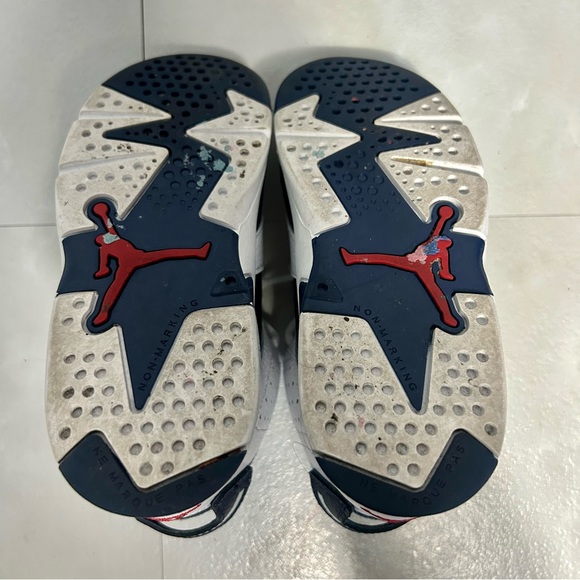 Air Jordan 6 Retro Blue & White Sneakers Shoes Boys Size 10 - Picture 3 of 7